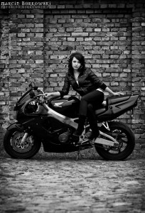 Dorota na motocyklu Honda